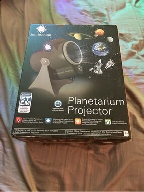 Smithsonian: Planetarium Projector - Sealed and Unopened - Ages 8+